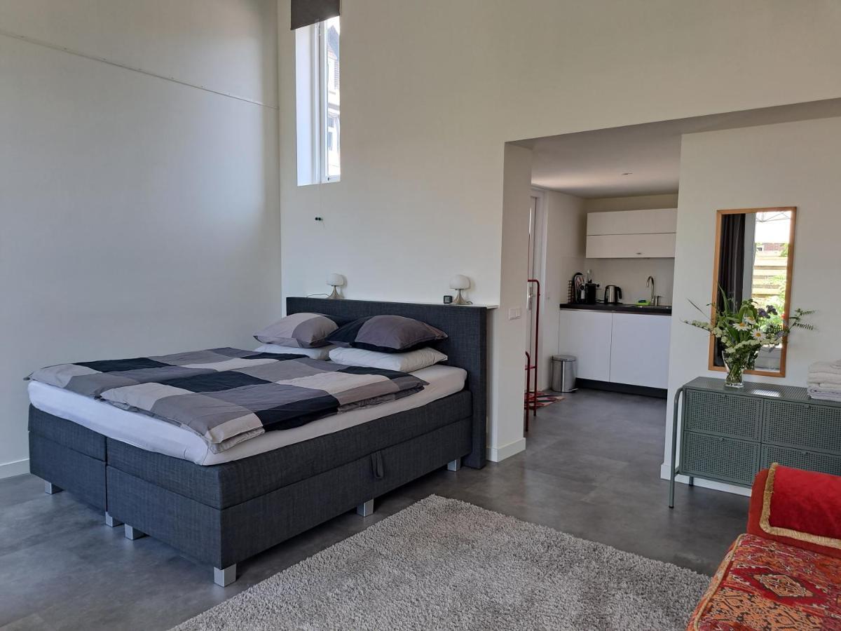 Luxe Ruime Studio Op Unieke, Rustige Locatie Dokkum Extérieur photo