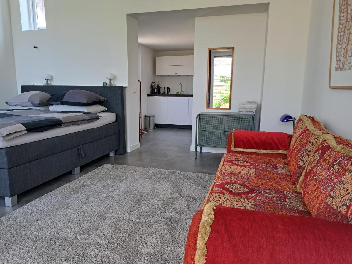 Luxe Ruime Studio Op Unieke, Rustige Locatie Dokkum Extérieur photo